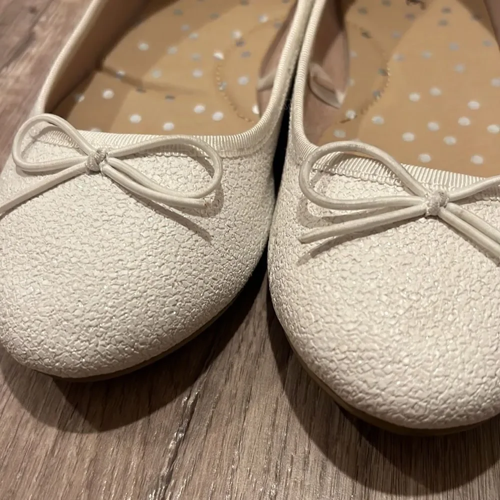 🎉last deal 🎉White girl shoes